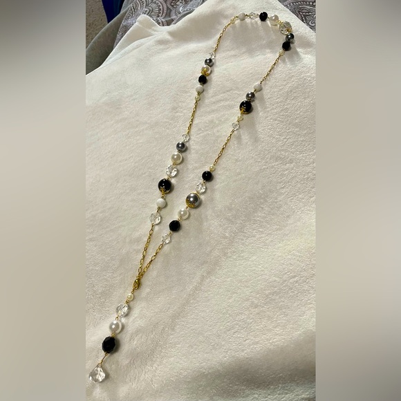 Long beaded adjustable necklace - Picture 2 of 3
